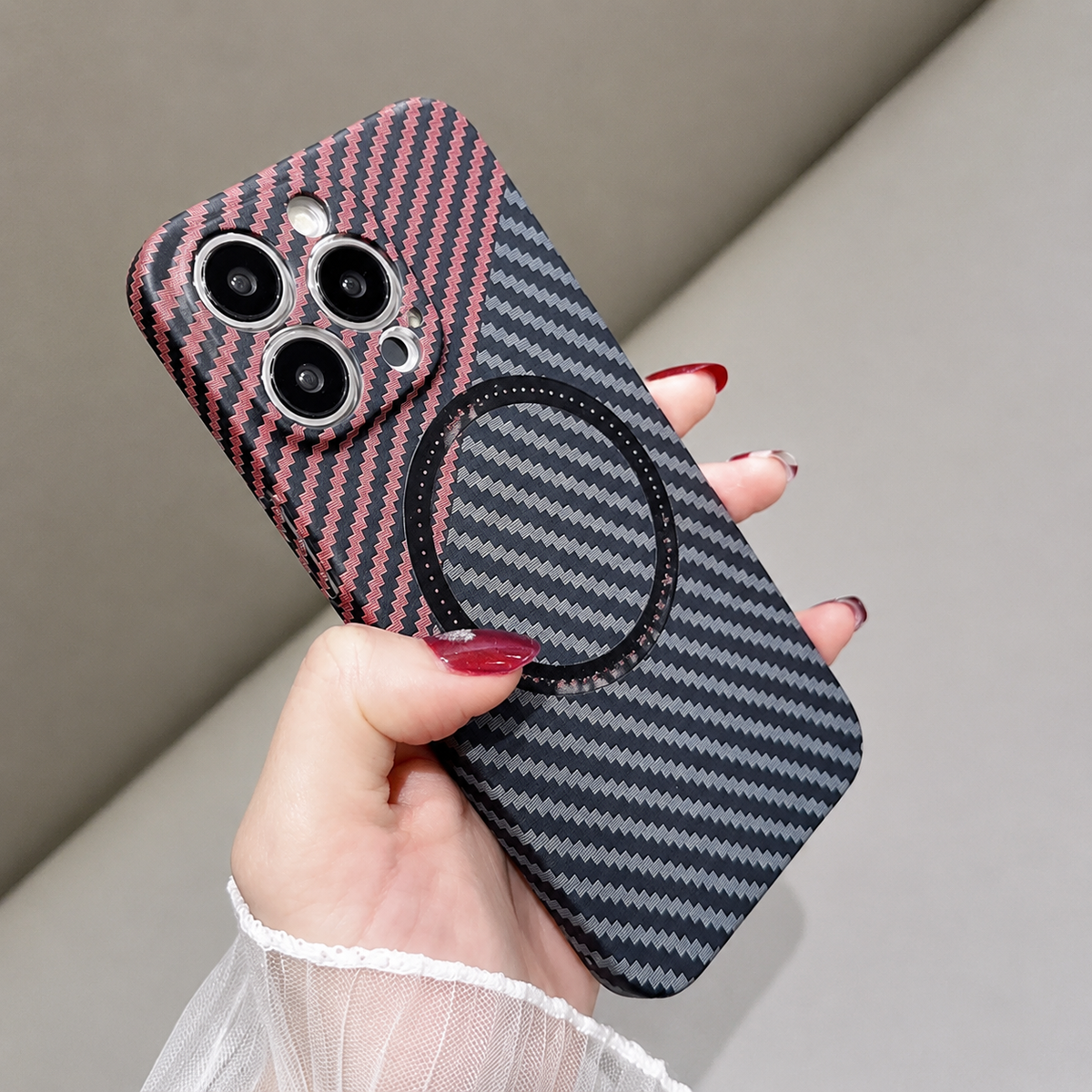 Premium iPhone Case MagSafe Compatible Carbon Fiber Magnetic Shockproof Protective Cover Camera Lens Protection Slim Lightweight Anti Scratch Design